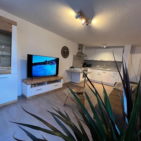 Ferienwohnung Hansezauber In Staedtische Bestlage Щралзунд Екстериор снимка